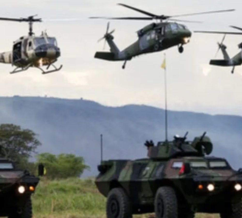 Bombardeos-contra-grupos-armados-abren-debate-por