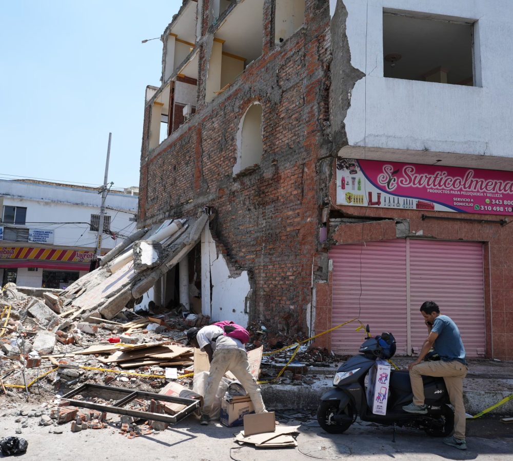 Casi-dos-semanas-despues-del-terremoto-en-Colombia-scaled-1