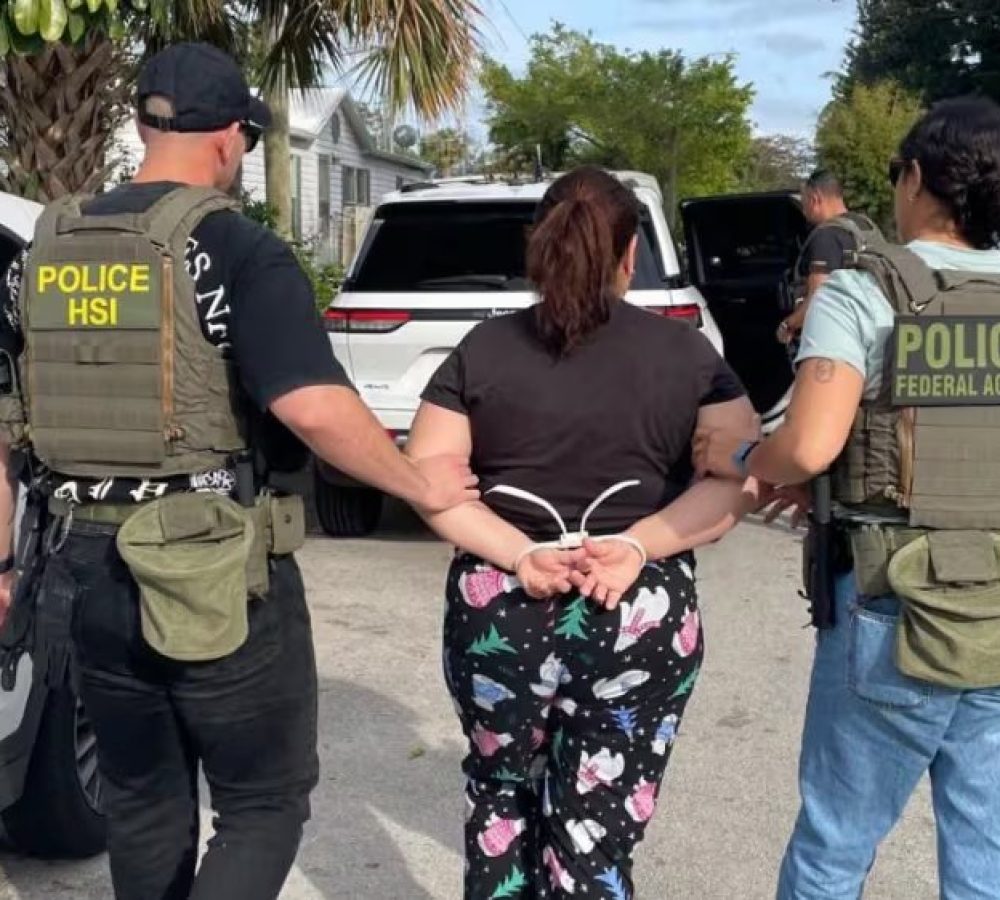 Detienen-en-Miami-a-Rosa-Maria-Rubio-Zepeda-por-se