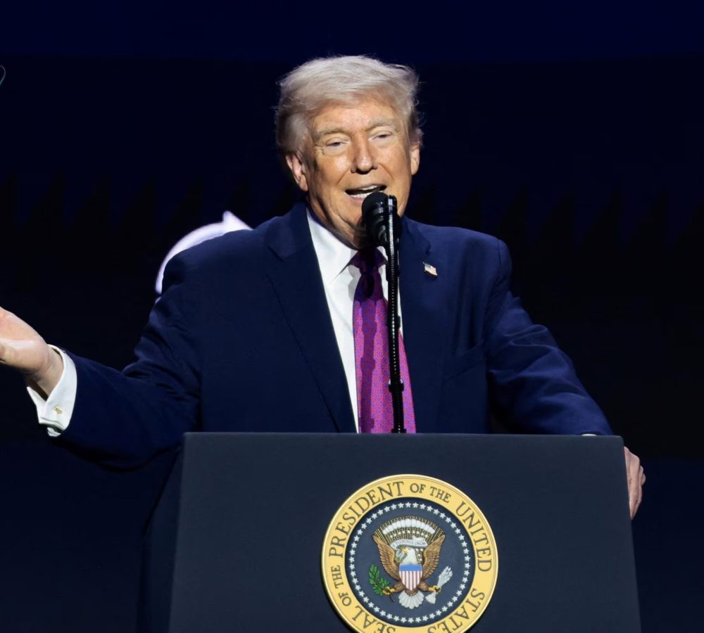 Donald-Trump-Muy-pronto-habra-un-nuevo-amanecer-p-scaled-1