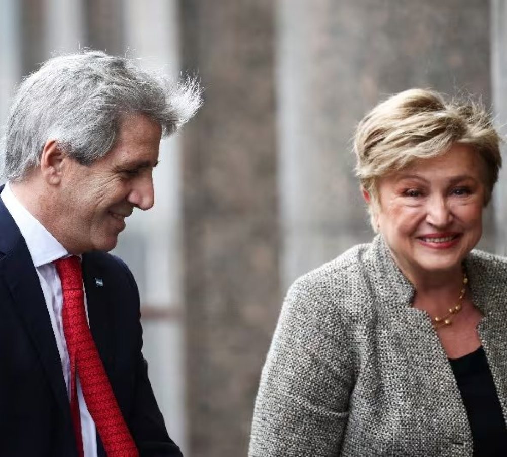 El-FMI-vuelve-a-la-Argentina-una-nueva-mision-rev