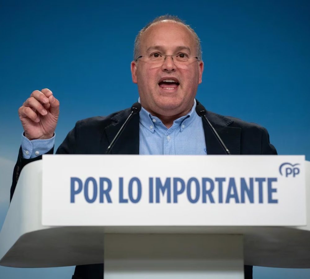 El-PP-denuncia-que-Sanchez-pida-el-voto-telematico