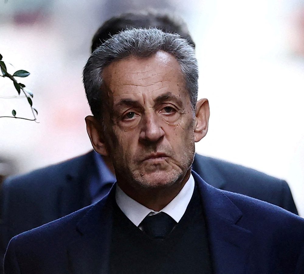 El-ex-presidente-frances-Nicolas-Sarkozy-vuelve-a
