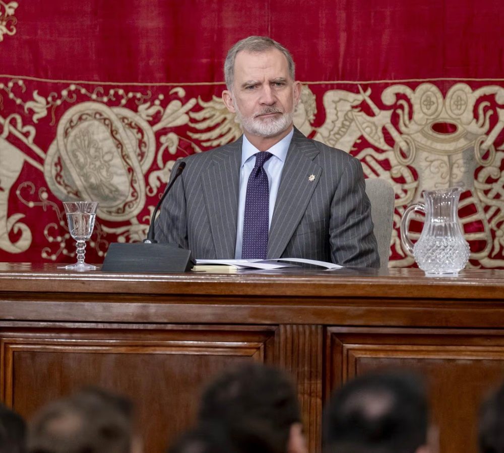 Felipe-VI-llama-al-rey-de-Bahrein-para-trasladarle