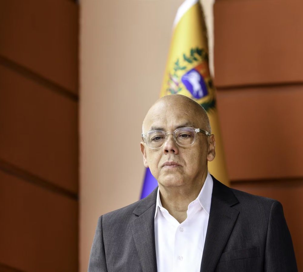 Gobierno-y-oposicion-en-Venezuela-extienden-la-mes