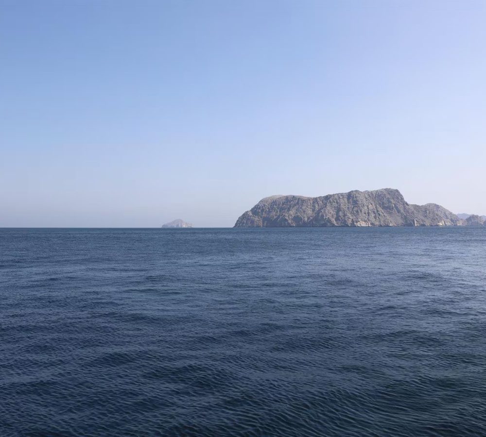 Iran-anuncia-que-vuelve-a-restringir-el-paso-por-O