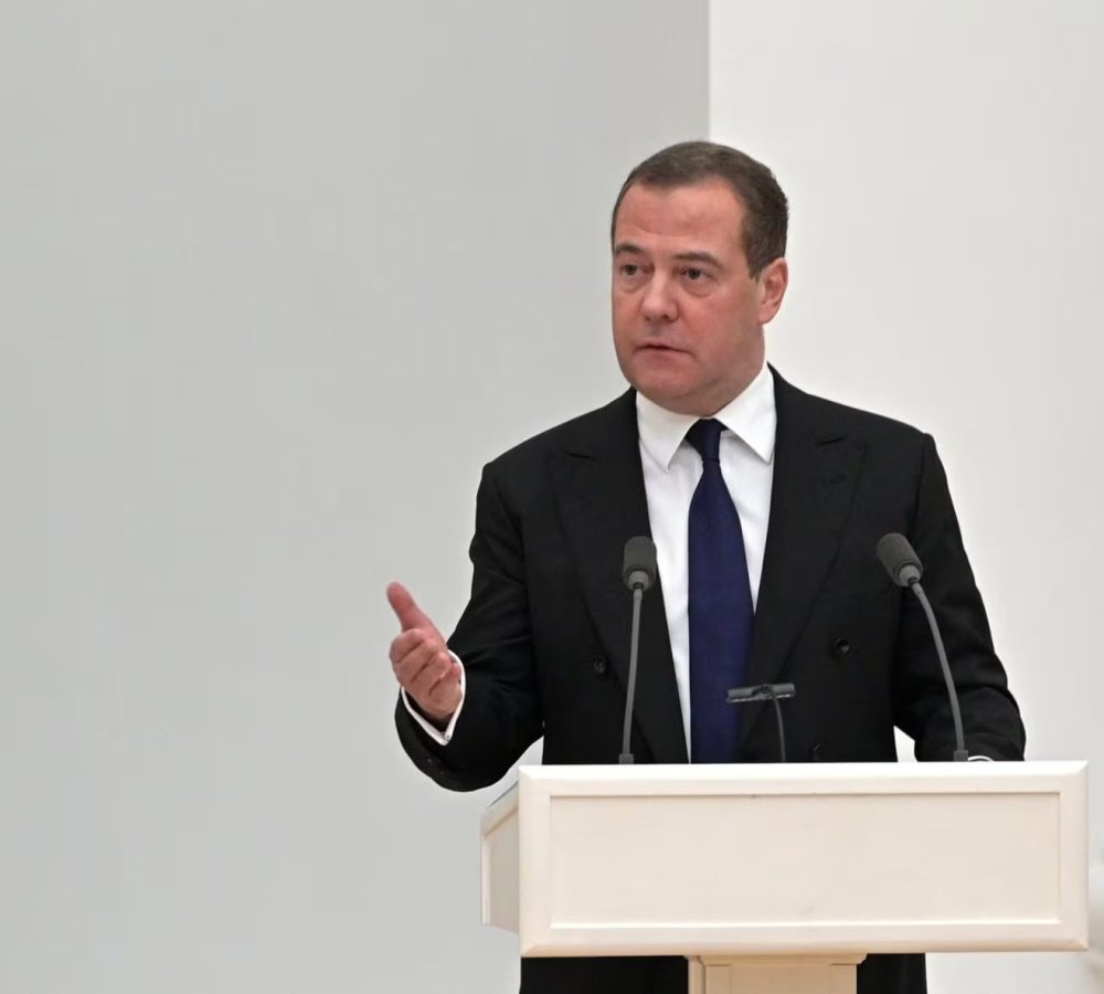 Medvedev-avisa-a-Europa-de-que-los-suenos-en-paz