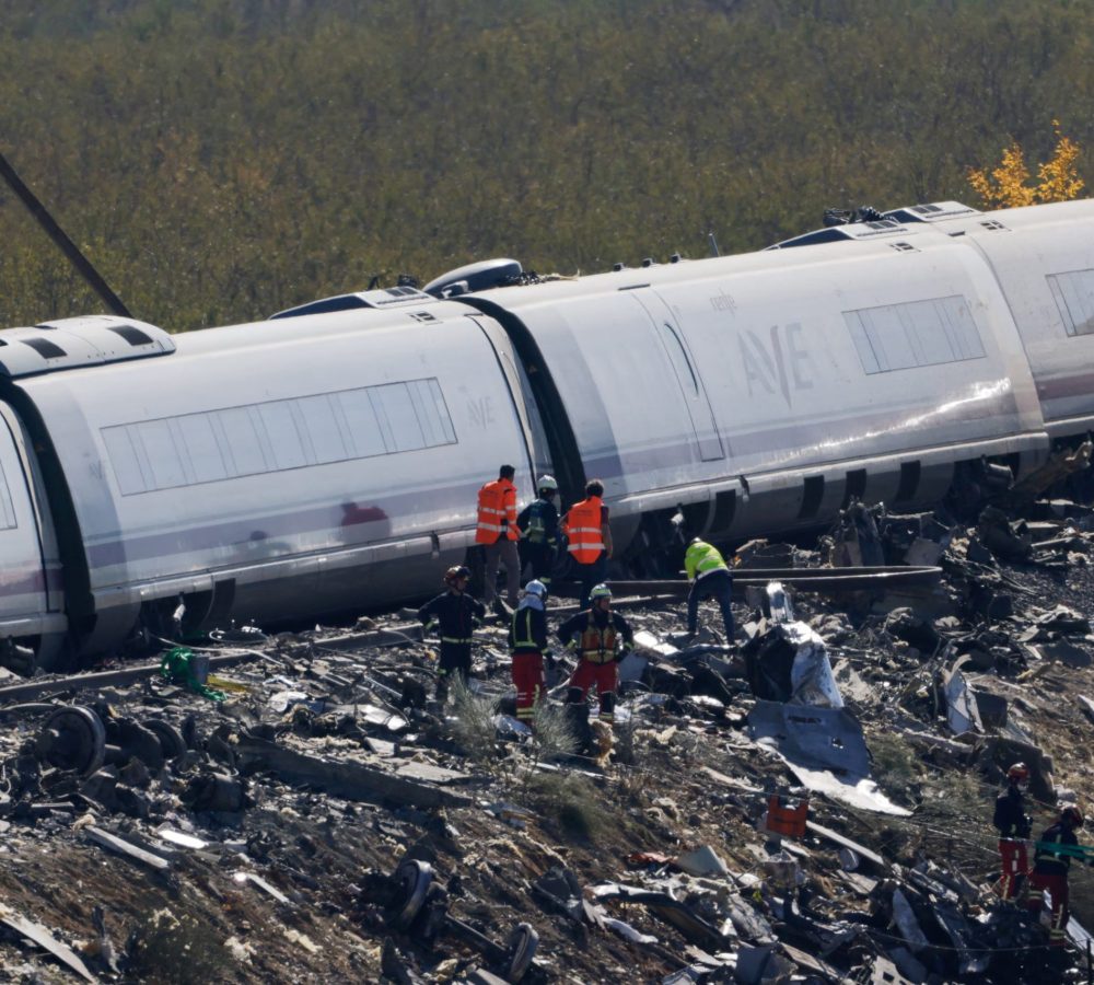 Mexico-expresa-condolencias-a-Espana-por-el-accide-scaled-1