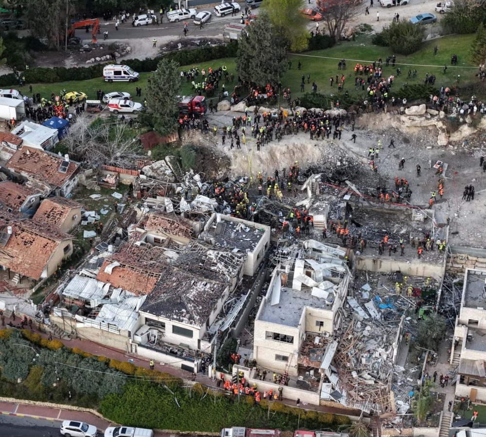 Se-registraron-explosiones-en-ciudades-de-Israel-y-scaled-1