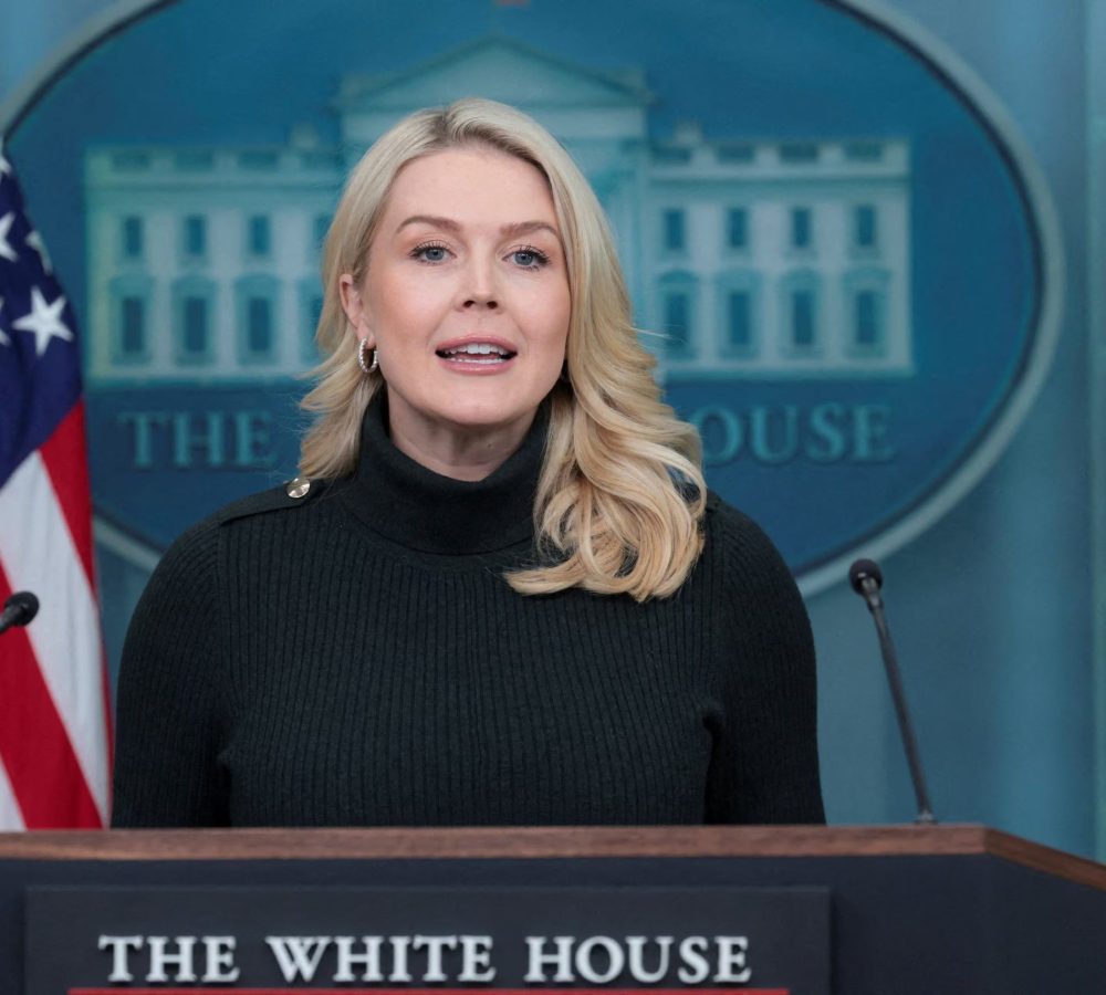 Tras-derribar-un-dron-irani-en-el-mar-Arabigo-EEU-scaled-1