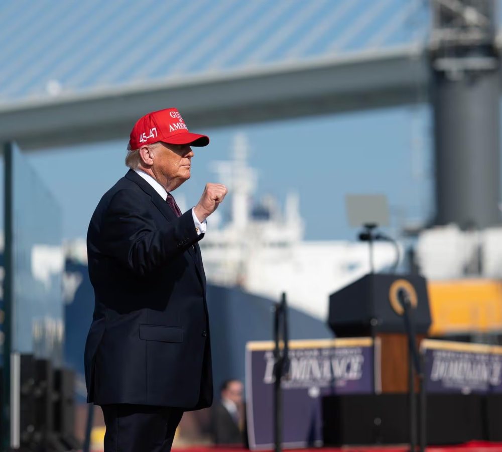 Trump-no-descarta-tomar-el-control-de-las-reservas