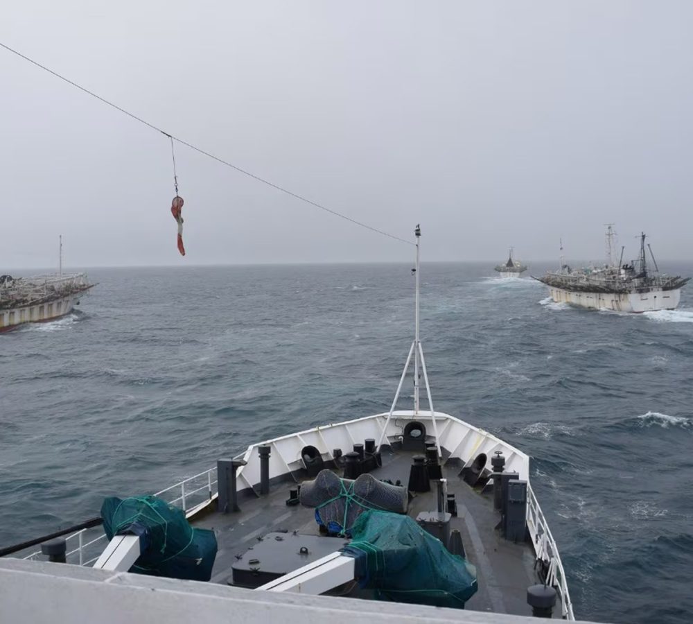 Vanuatu-retiro-su-bandera-a-3-buques-chinos-que-ha