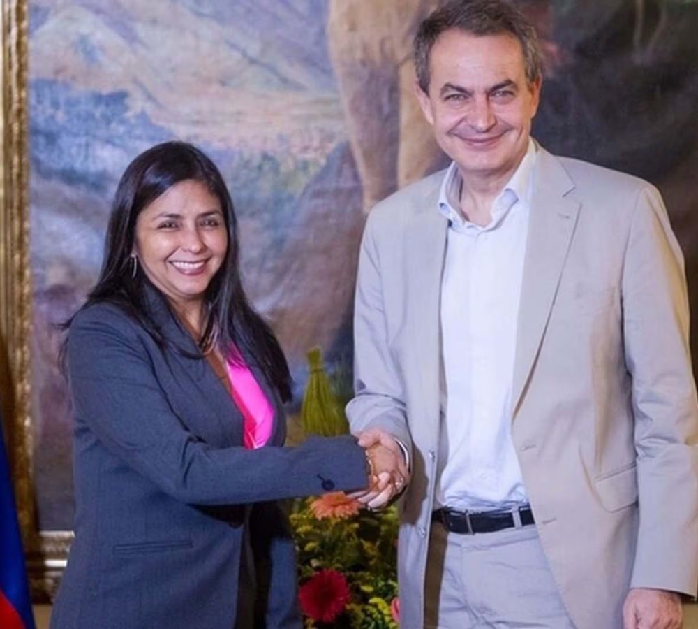 Zapatero-confia-en-la-transicion-de-Delcy-Rodrigue