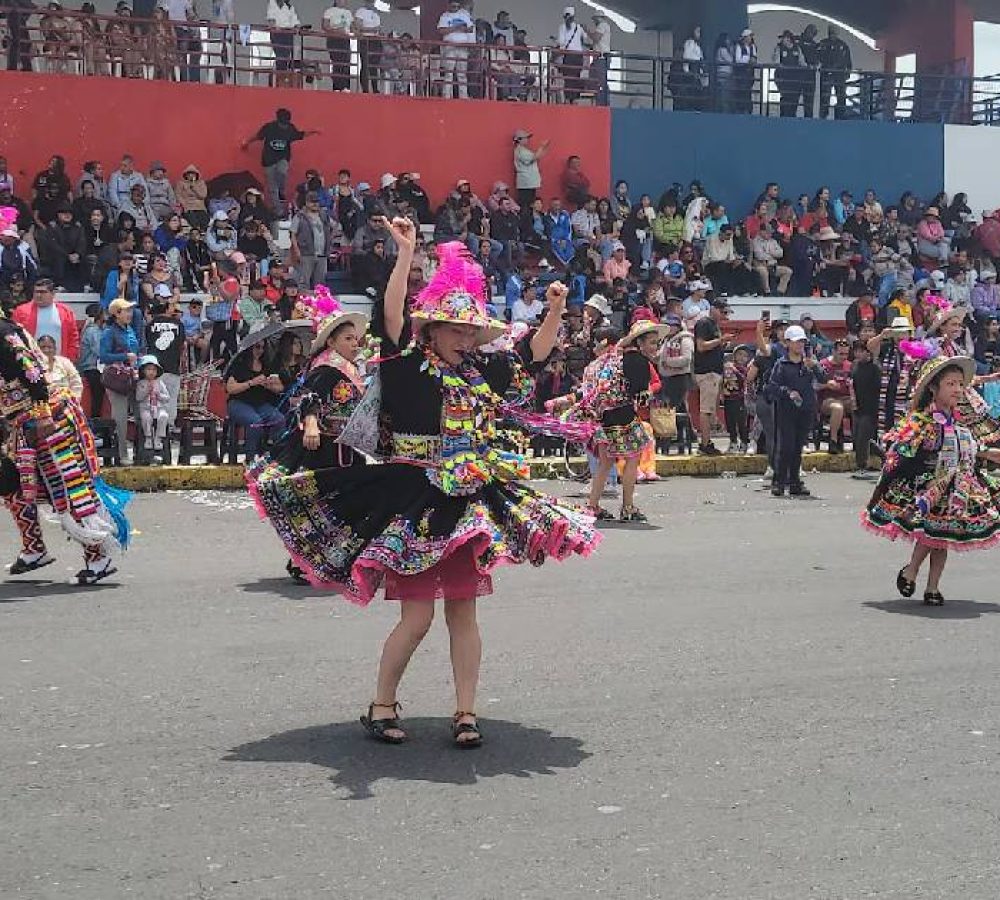 carnaval-de-colores-Quito