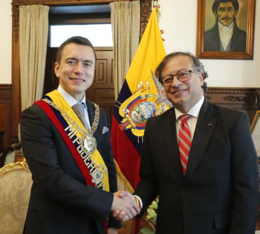 daniel-noboa-gustavo-petro-carondelet-presidencia-quito-1536x1024-1