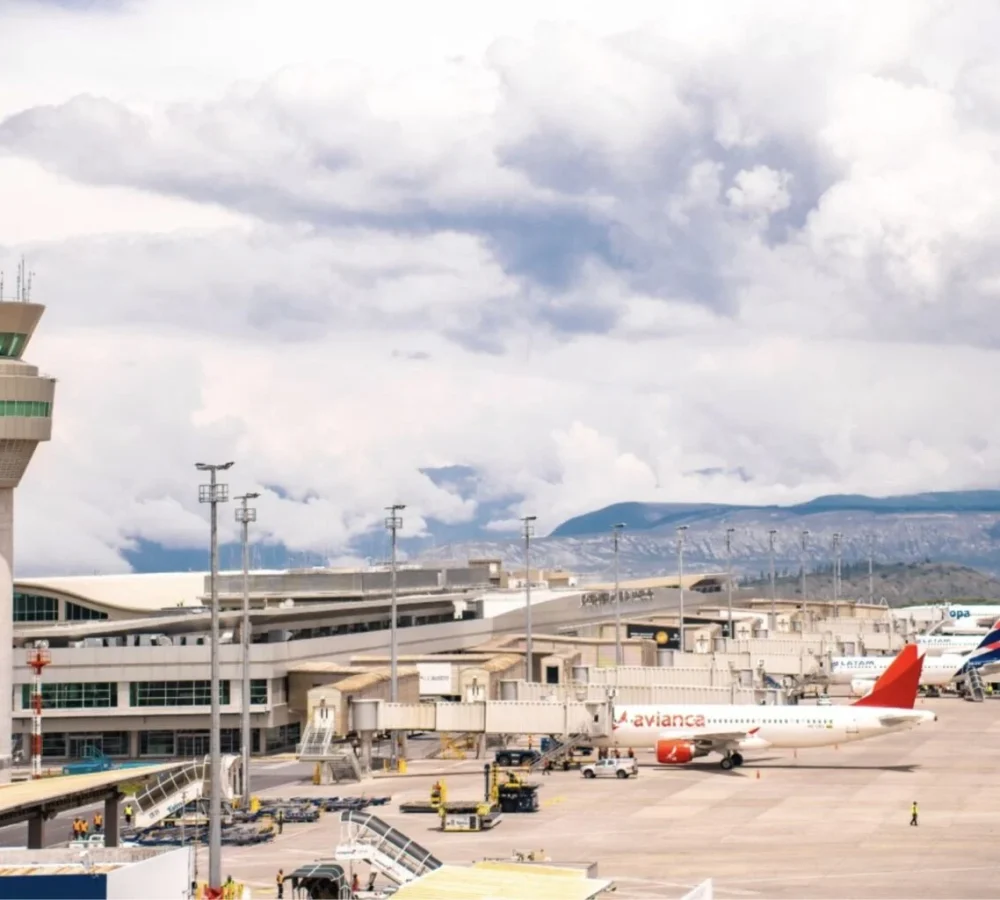 economia-vuelos-aeropuerto-masriscal-sucre-quito_22-08-2026-1536x1024-1