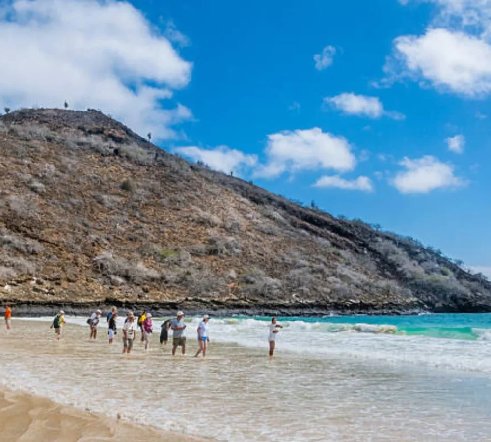 sociedad_playas-oleaje-ecuador_23-08-2026-1536x1024-1